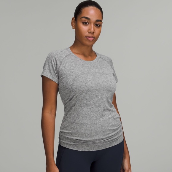 Lululemon Swiftly Tech Short Sleeve Shirt 2.0 - Picture 1 of 8